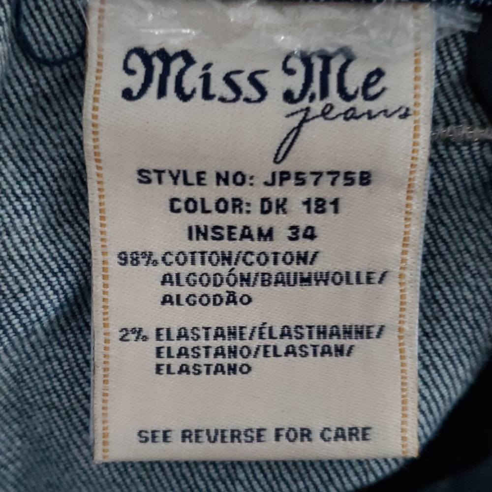 Miss Me Boot Cut Jean's. Size 27. NWT - Picture 8 of 9